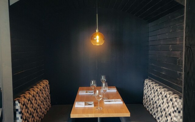 The Hotel at Falcon lake