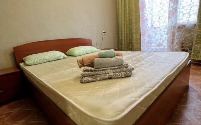 Саквояж на улице 3 Августа 24