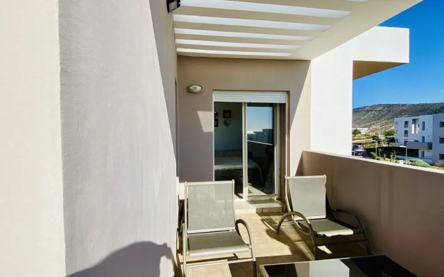 Luxury Apartment on the Marina