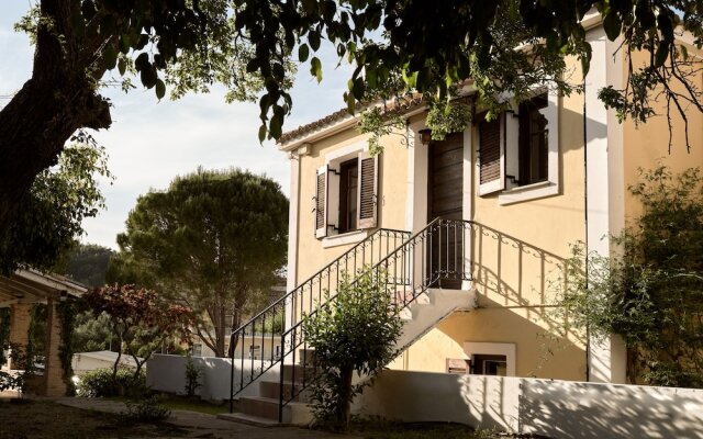 Razis Apartments