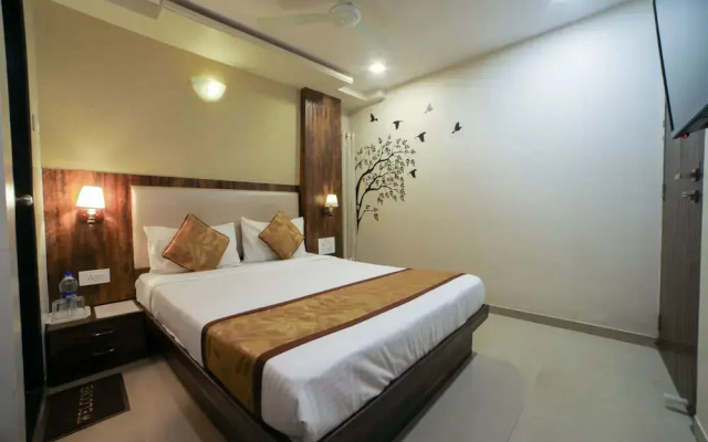 OYO 4186 Hotel Oyster