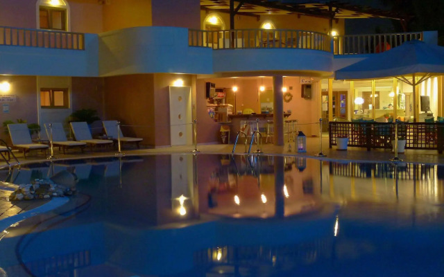 Sun Rise Hotel Studios & Apartments