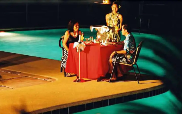 Super 8-Airport Downtown