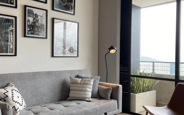 w Wonderful 1BR With Moder Balcony in Poblado