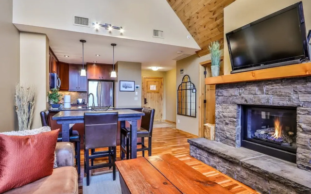 Rundle Cliffs Lodge by Spring Creek Vacation