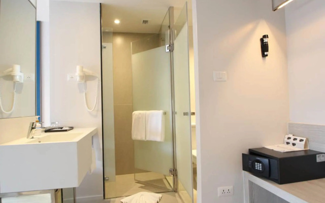 ibis Styles Phuket City Hotel