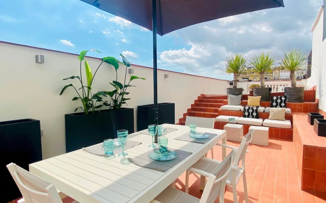 Modern Penthouse With Views Near Paseo De Gracia By Myrentalhost