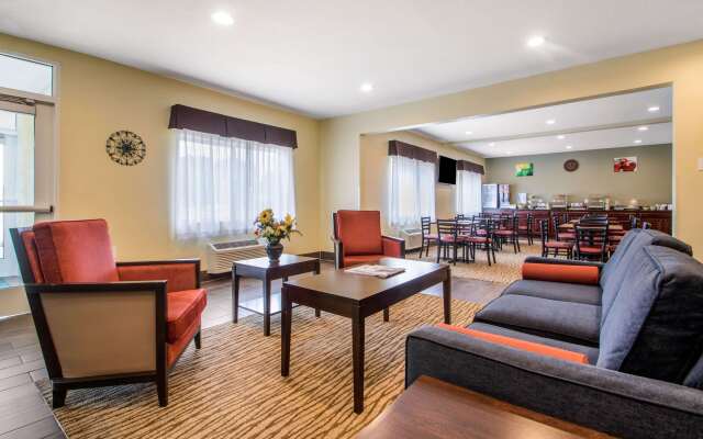 Quality Inn & Suites Wisconsin Dells Downtown - Waterparks Area