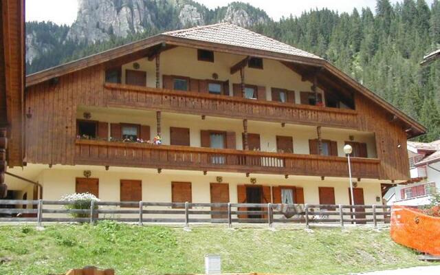 BRUNETTI  with parking place - (022113-AT-905170)-702 BRUNETTI