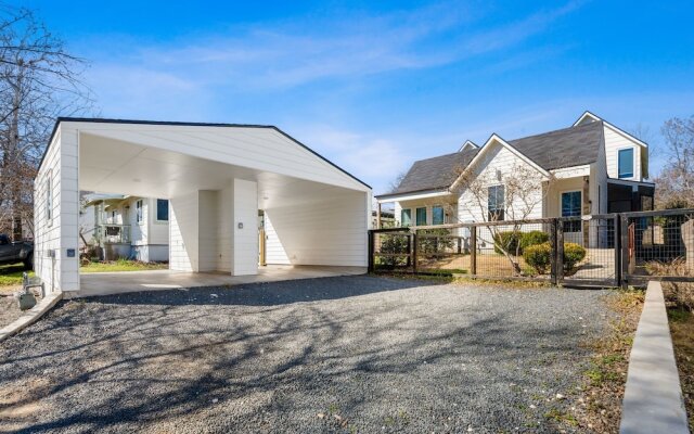 Trendy 3 Bedroom in South Austin!