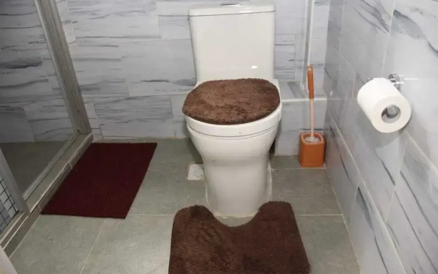axis guest house
