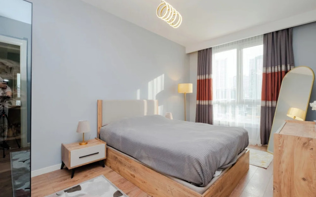lUX Residence on High Floor 03