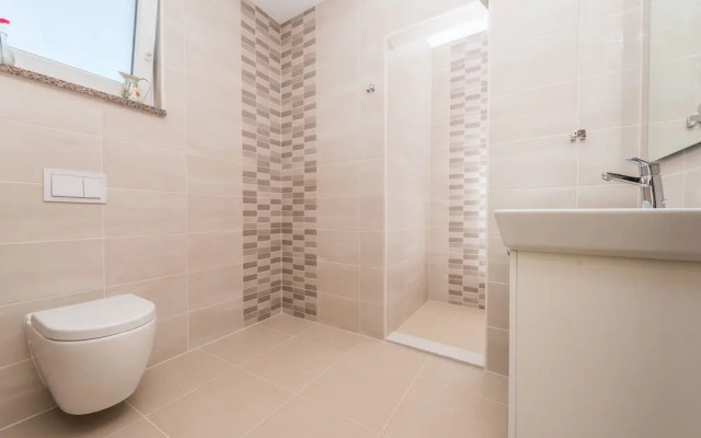 Luxury Escape With Swimming Pool & Modern Design