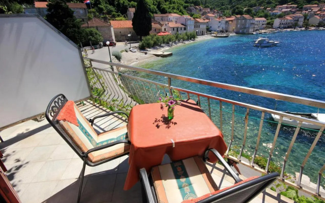 Apartments and rooms by the sea Racisce, Korcula - 4341