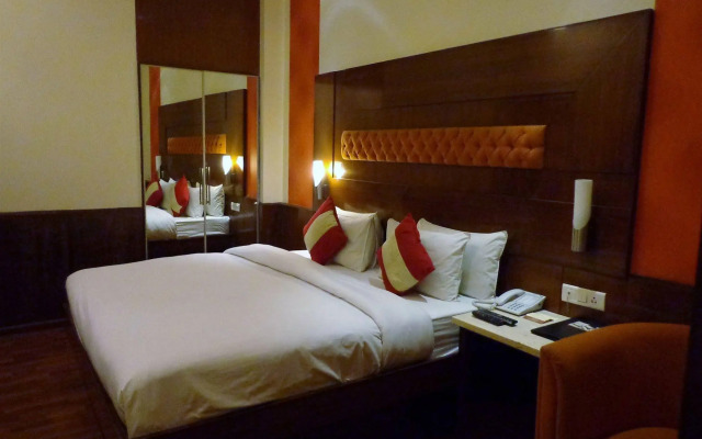 Hotel Aura