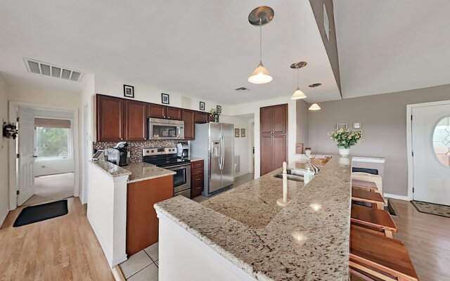 1151oakc 3 Bedroom Home