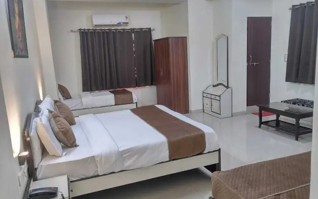 Hotel Lotus Inn
