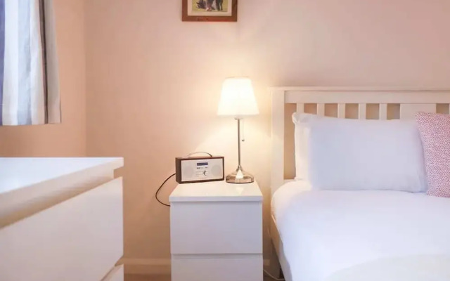 Cosy 1 Bedrooom in Fabulous Location