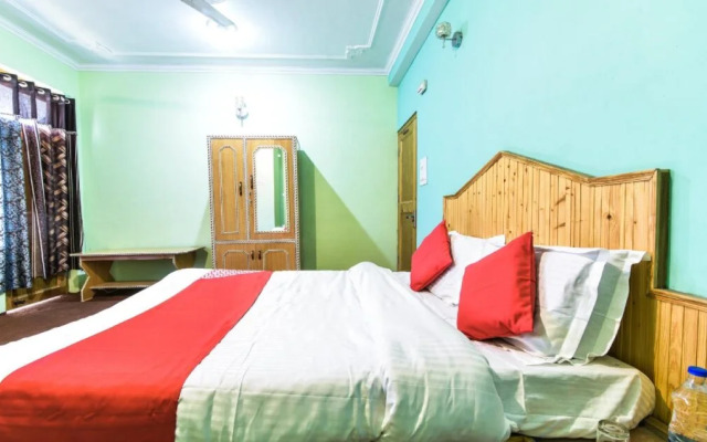 OYO 24873 Hotel Rama Palace