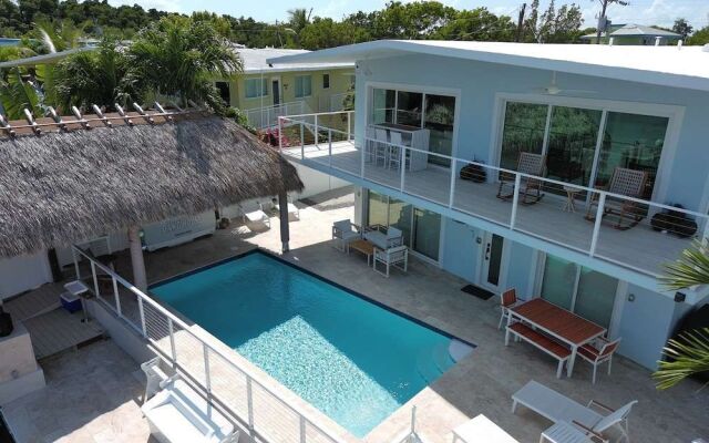 Treasure Harbor Hideaway