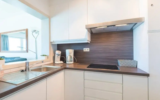 Apartment With sun Facing Terrace