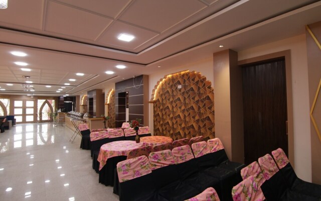 Fabhotel Prime Taj Castle