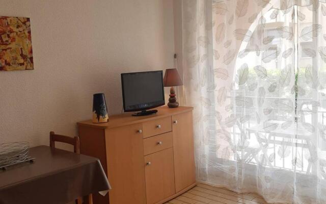 Appartement Balaruc-les-Bains, 1 pièce, 2 personnes - FR-1-571-19