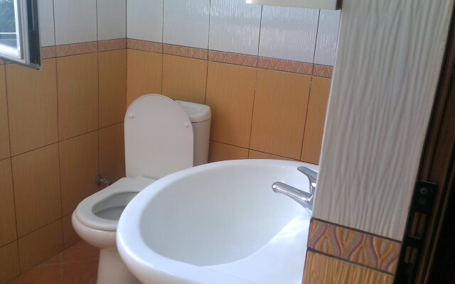 Dashamir Hotel