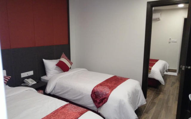 Capital O 90574 Hotel Glo