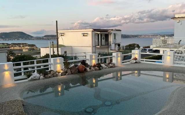 Pharus Miseni Apartment