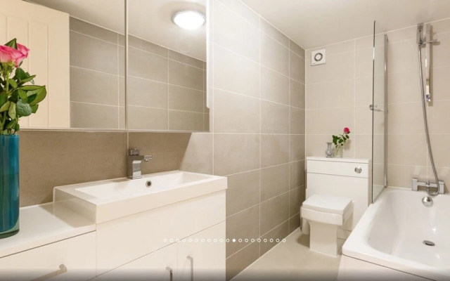 The Honeycomb Apartment