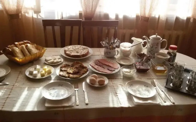 Apricot B&B