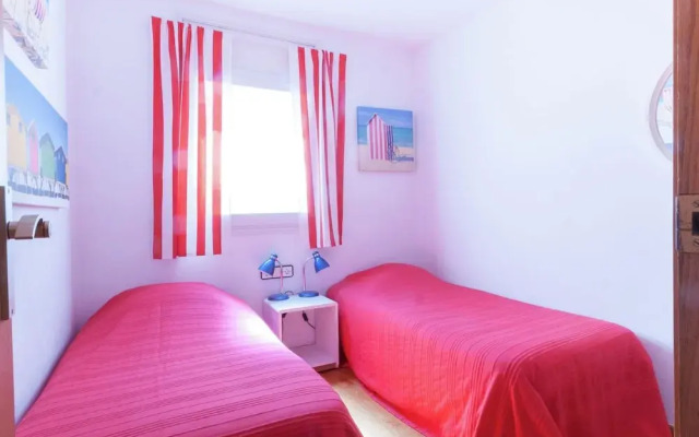 Luxury Apartment in L'escala Catalonia near Beach