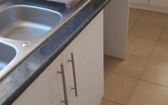 Theo's Self Catering Holiday Home, Meanwood