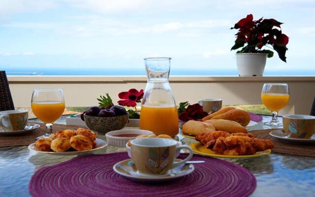 "villa Horizon - Elegance & Privacy With Scenic Views - Extended Pool"