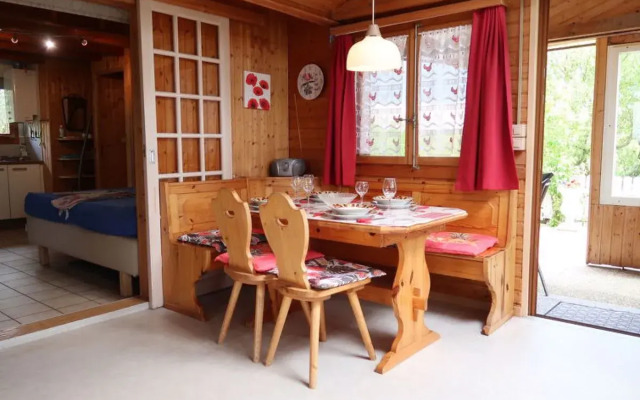 CHALET HüGLI MORMONT