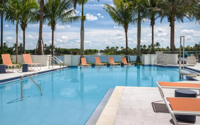 Hampton Inn & Suites Naples South
