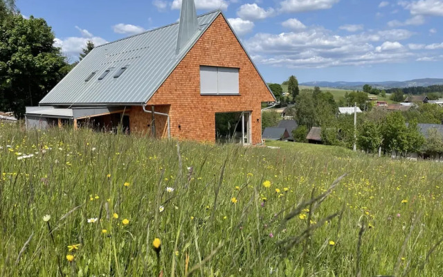 Holiday Home in Roprachtice With Sauna & Jacuzzi