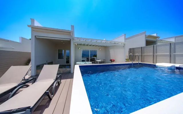 Crystal Villa SHIRAHAMA