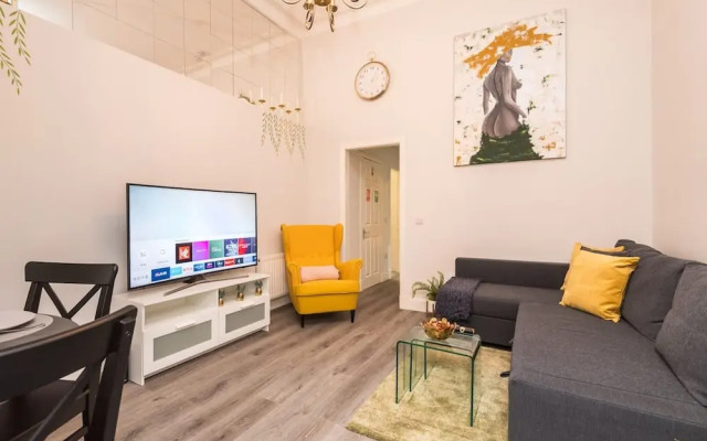 1bed-ground Fl -private Entrance