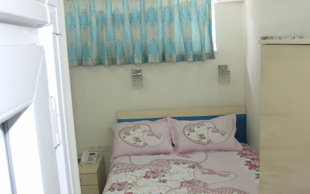 Armis Hostel