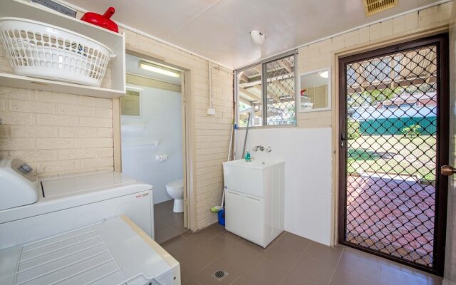 Marine Dr 22 - Fingal Bay