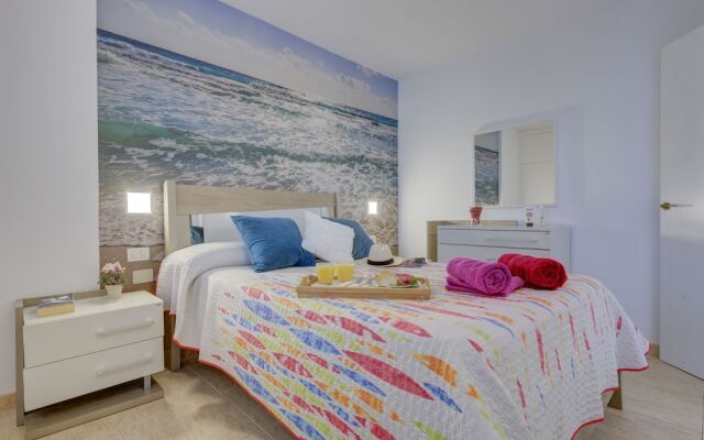 307 Bright Apartment, Sea View, WiFi, Air Conditioning
