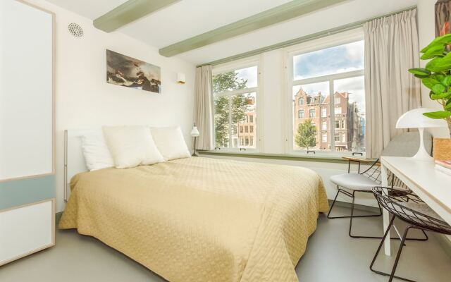 Red Ox - Super Central Canal View Rooms