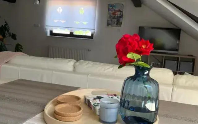 Riverside Villa Avo - Apartment Sara