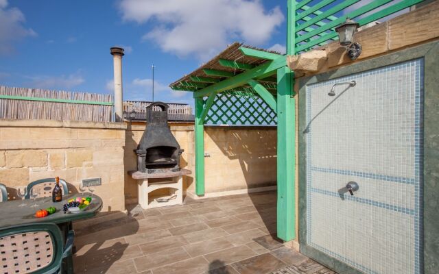 Gozitan Farmhouse with Pool - PP 3