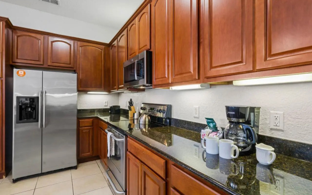 4816 Cayview Avenue #407