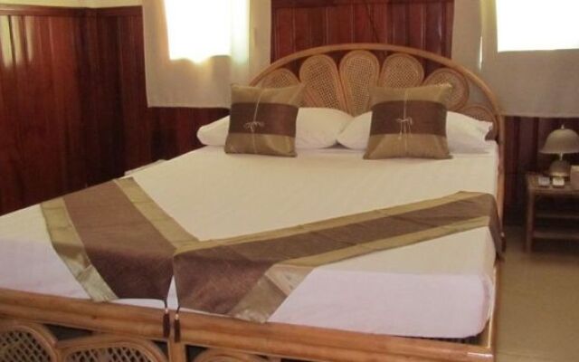 Les Bambous Luxury Hotel