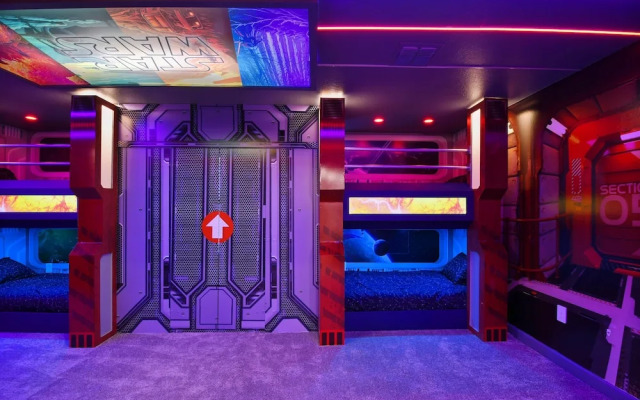 Storey Lake 10br Lakeview Home Pool/spa Game Room