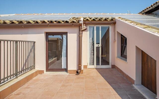 Re Dionisio Attic con Terrazza by Wonderful Italy